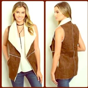 🦚 HERE!!!!!  Faux Suede Sherpa Vest